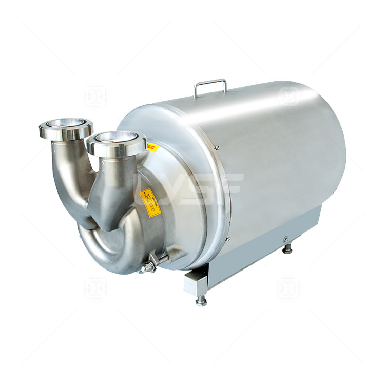 Self priming pump